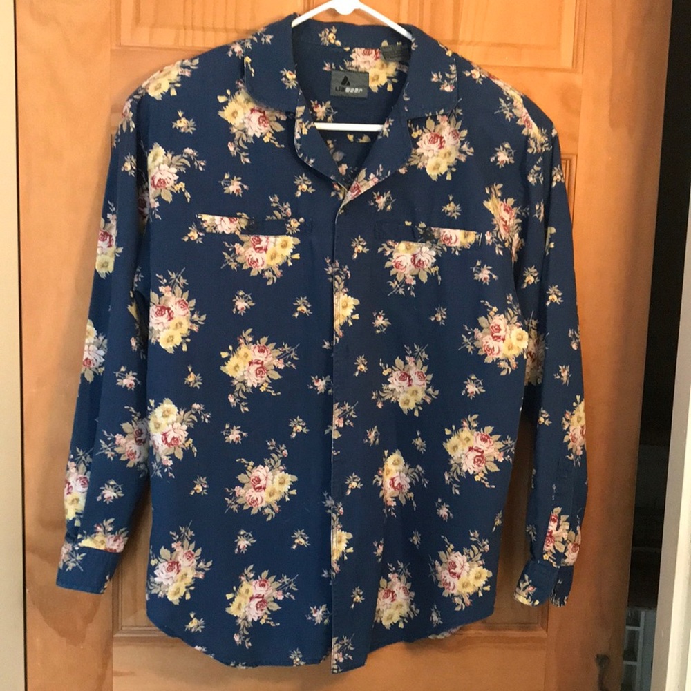 5/$25 Country Look Floral Blouse